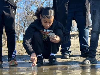 Spinning Salmon fish release